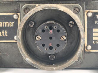Umformer U.20 a 3 der Wehrmacht für 20 Watt Sender in Fahrzeugen. Baujahr 1938. Originallack, unrichtiger Deckel, Funktion nicht geprüft