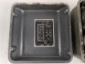 Umformer U.20 a 3 der Wehrmacht für 20 Watt Sender in Fahrzeugen. Baujahr 1938. Originallack, unrichtiger Deckel, Funktion nicht geprüft