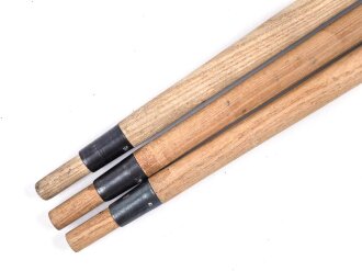 Zeltstock 01 Wehrmacht, Zubehör für die Zeltbahn 31, gehört in den Zubehörbeutel. Drei Stück in sehr gutem Zustand, ein Stück gestempelt 1941