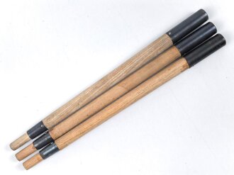 Zeltstock 01 Wehrmacht, Zubehör für die Zeltbahn 31, gehört in den Zubehörbeutel. Drei Stück in sehr gutem Zustand, ein Stück gestempelt 1941