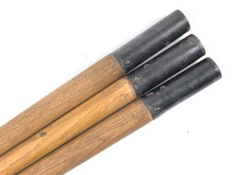 Zeltstock 01 Wehrmacht, Zubehör für die Zeltbahn 31, gehört in den Zubehörbeutel. Drei Stück in sehr gutem Zustand, jeweils gleicher Hersteller 1941 gestempelt