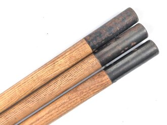 Zeltstock 01 Wehrmacht, Zubehör für die Zeltbahn 31, gehört in den Zubehörbeutel. Drei Stück in sehr gutem Zustand, jeweils gleicher Hersteller 1940 gestempelt