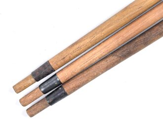 Zeltstock 01 Wehrmacht, Zubehör für die Zeltbahn 31, gehört in den Zubehörbeutel. Drei Stück in sehr gutem Zustand, ein Stück gestempelt 1941