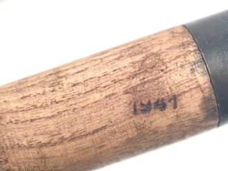 Zeltstock 01 Wehrmacht, Zubehör für die Zeltbahn 31, gehört in den Zubehörbeutel. Drei Stück in sehr gutem Zustand, ein Stück gestempelt 1941