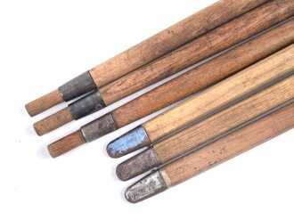 Zeltstock 01 und Zeltplock 29 Wehrmacht, Jeweils drei Stück als Zubehör für die Zeltbahn 31, gehört in den Zubehörbeutel.