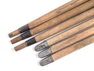 Zeltstock 01 und Zeltplock 29 Wehrmacht, Jeweils drei Stück als Zubehör für die Zeltbahn 31, gehört in den Zubehörbeutel.