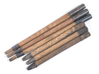 Zeltstock 01 und Zeltplock 29 Wehrmacht, Jeweils drei Stück als Zubehör für die Zeltbahn 31, gehört in den Zubehörbeutel.