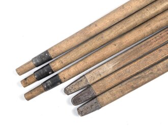 Zeltstock 01 und Zeltplock 29 Wehrmacht, Jeweils drei Stück als Zubehör für die Zeltbahn 31, gehört in den Zubehörbeutel.