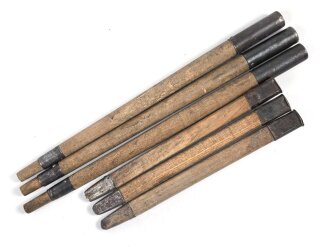 Zeltstock 01 und Zeltplock 29 Wehrmacht, Jeweils drei Stück als Zubehör für die Zeltbahn 31, gehört in den Zubehörbeutel.