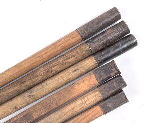 Zeltstock 01 und Zeltplock 29 Wehrmacht, Jeweils drei Stück als Zubehör für die Zeltbahn 31, gehört in den Zubehörbeutel.