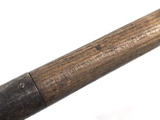 Zeltstock 01 und Zeltplock 29 Wehrmacht, Jeweils drei Stück als Zubehör für die Zeltbahn 31, gehört in den Zubehörbeutel.