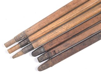 Zeltstock 01 und Zeltplock 29 Wehrmacht, Jeweils drei Stück als Zubehör für die Zeltbahn 31, gehört in den Zubehörbeutel.