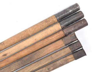 Zeltstock 01 und Zeltplock 29 Wehrmacht, Jeweils drei Stück als Zubehör für die Zeltbahn 31, gehört in den Zubehörbeutel.