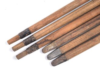 Zeltstock 01 und Zeltplock 29 Wehrmacht, Jeweils drei Stück als Zubehör für die Zeltbahn 31, gehört in den Zubehörbeutel.