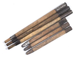 Zeltstock 01 und Zeltplock 29 Wehrmacht, Jeweils drei Stück als Zubehör für die Zeltbahn 31, gehört in den Zubehörbeutel.