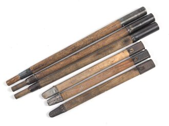 Zeltstock 01 und Zeltplock 29 Wehrmacht, Jeweils drei Stück als Zubehör für die Zeltbahn 31, gehört in den Zubehörbeutel.