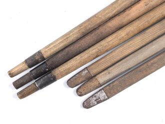 Zeltstock 01 und Zeltplock 29 Wehrmacht, Jeweils drei Stück als Zubehör für die Zeltbahn 31, gehört in den Zubehörbeutel.