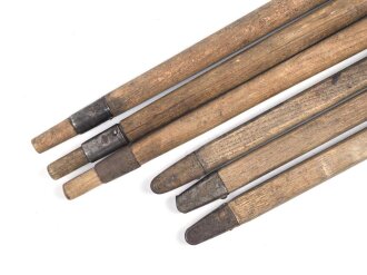 Zeltstock 01 und Zeltplock 29 Wehrmacht, Jeweils drei Stück als Zubehör für die Zeltbahn 31, gehört in den Zubehörbeutel.