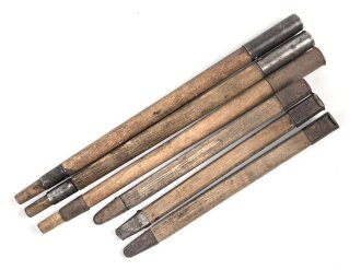 Zeltstock 01 und Zeltplock 29 Wehrmacht, Jeweils drei Stück als Zubehör für die Zeltbahn 31, gehört in den Zubehörbeutel.