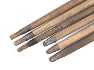 Zeltstock 01 und Zeltplock 29 Wehrmacht, Jeweils drei Stück als Zubehör für die Zeltbahn 31, gehört in den Zubehörbeutel.