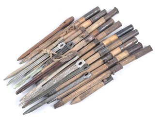 Konvolut Zeltstock 01 und Zeltplock 29 Wehrmacht, Jeweils mehr oder weniger defekt