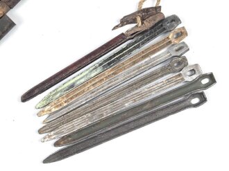 Konvolut Zeltstock 01 und Zeltplock 29 Wehrmacht, Jeweils mehr oder weniger defekt