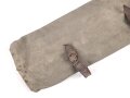 Zeltzubehörbeutel Wehrmacht, Kammerstück von 1935, die Lederriemen angetrocknet
