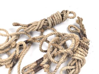 Fünf Stück Zeltleinen , mit je 115cm deutlich kürzer als die vorgeschriebene Länge