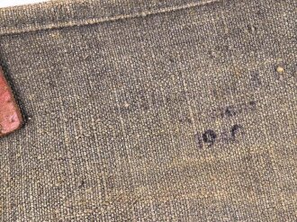 Wehrmacht, Tasche für Signaltuch und Pflöcke zur Befestigung. Gebraucht, datiert 1940, ungereinigt