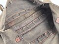 Wehrmacht, Tasche für Signaltuch und Pflöcke zur Befestigung. Gebraucht, datiert 1940, ungereinigt