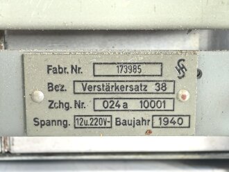 Verstärkersatz zum Verstärker 38. Originallack, datiert 1940, Funktion nicht geprüft