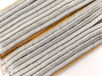 Heer, Paar Schulterstücke für einen Leutnant der Kavallerie