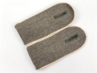 Heer, Paar Schulterklappen für Mannschaften der Infanterie, Ausführung Modell 1944