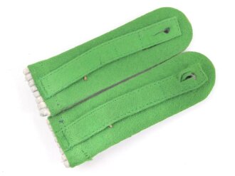 Heer, Paar Schulterstücke für einen Oberleutnant der Gebirgsjäger, getragenes Paar