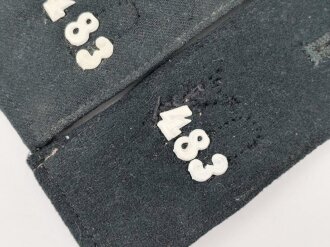 Heer, Paar Schulterklappen für Mannschaften. Nicht ganz paarig, aber allem anschein nach so zusammen getragen. Die ursprüngliche, kurbelgestickte Regimentsnummer entfernt und mit neuer Versehen