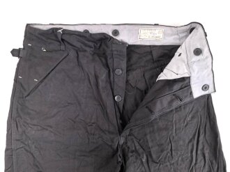 Hitlerjugend, schwarze , kurze Hose mit RZM Etikett "  Kniehose Zwirnköper" Ungetragenes Stück