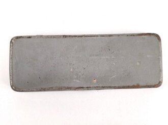 Dienstbrille eines Schützen im Infanterie Regiment 78. Getragenes Stück, die Hülle verbeult