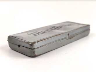 Dienstbrille eines Schützen im Infanterie Regiment 78. Getragenes Stück, die Hülle verbeult