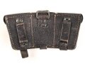 Patronentasche zum K98 Wehrmacht ( für 6 Ladestreifen) Genietetes Stück mit Reichsbetriebsnummer