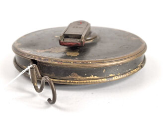 Maßband Wehrmacht, gehört in den Transportkasten zum Entfernungsmesser 36. Originallack