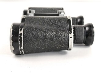 Dienstglas 6 x 30 Wehrmacht. Hersteller Carl Zeiss Jena. Klare Durchsicht, Strichplatte deutlich. getragenes Stück in gutem Gesamtzustand