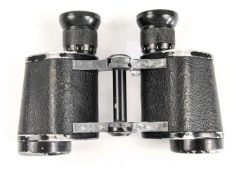 Dienstglas 6 x 30 Wehrmacht. Hersteller Carl Zeiss Jena. Klare Durchsicht, Strichplatte deutlich. getragenes Stück in gutem Gesamtzustand