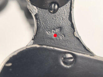 Dienstglas 6 x 30 Wehrmacht. Hersteller Carl Zeiss Jena. Klare Durchsicht, Strichplatte deutlich. getragenes Stück in gutem Gesamtzustand