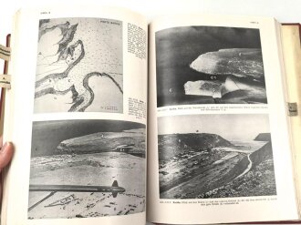 "Ägypten und Cyrenaika" Luftgeographisches Einzelheft 1.Teil, Herausgegeben vom Generalstab der Luftwaffe 1942. Einband angeschmutzt, sonst guter Zustand, etwas über DIN A4