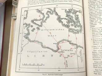 "Ägypten und Cyrenaika" Luftgeographisches Einzelheft 1.Teil, Herausgegeben vom Generalstab der Luftwaffe 1942. Einband angeschmutzt, sonst guter Zustand, etwas über DIN A4