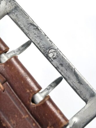 Zweidornkoppel für Offiziere der Luftwaffe.Getragenes Stück, Gesamtlänge 98cm