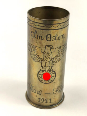 Russische Kartusche von 1940 als Erinnerungsgegenstand umgearbeitet " Im Osten Wassilkow- Kiev  1941" Höhe 12,5cm