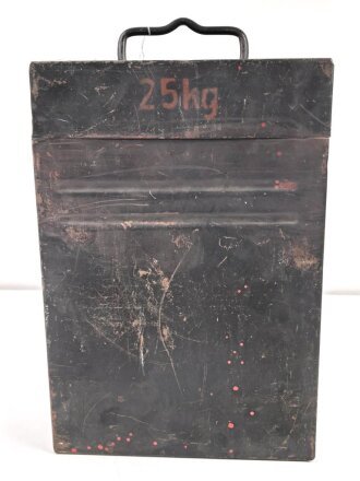 Transportkasten für zwei 20mm Flak Magazine der Wehrmacht. Originallack