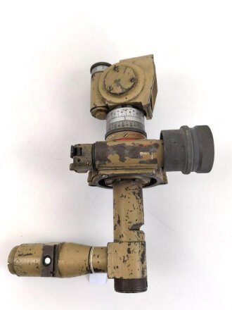 Rundblickfernrohr 36 der Wehrmacht. Originallack , Verstellungen gängig, Durchsicht verschmutzt
