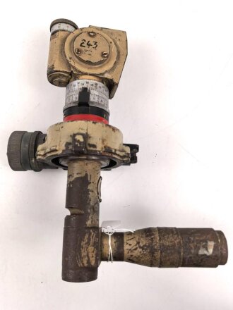 Rundblickfernrohr 36 der Wehrmacht. Originallack , Verstellungen gängig,Optik blind